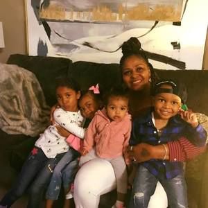 Meet your Posher, Angela